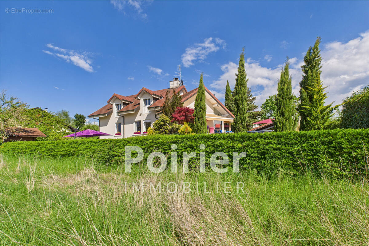 Maison à CHENS-SUR-LEMAN