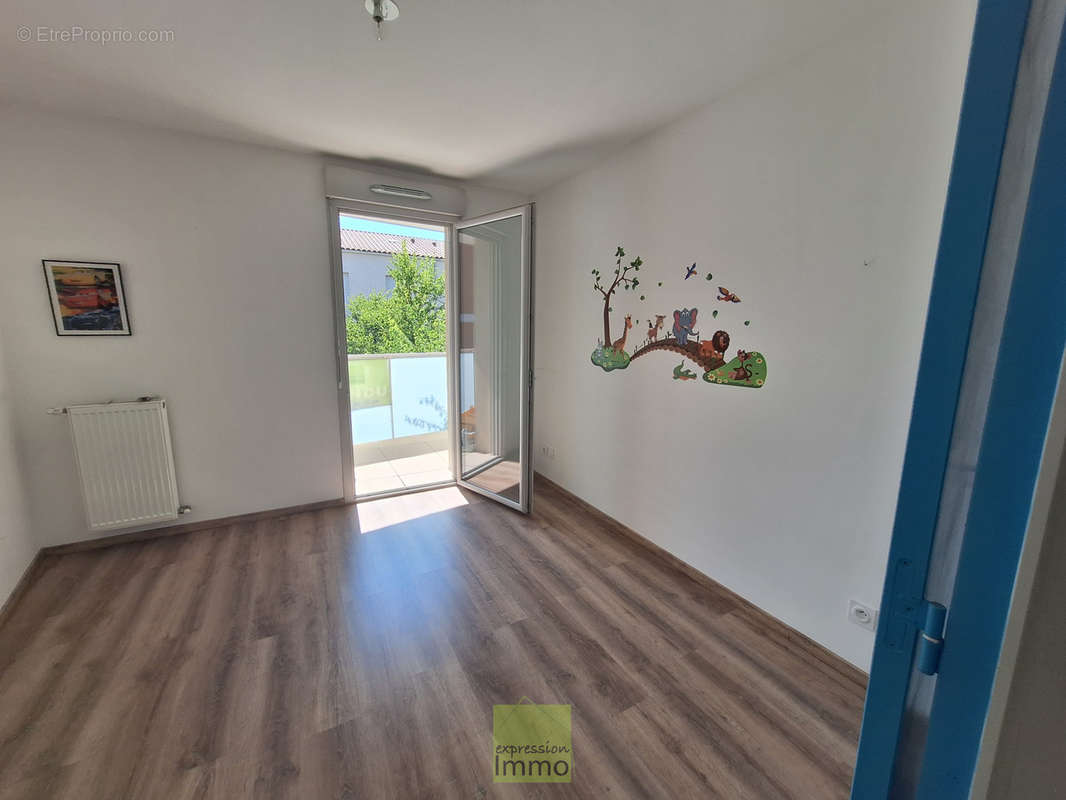 Appartement à SAINT-LAURENT-DE-MURE