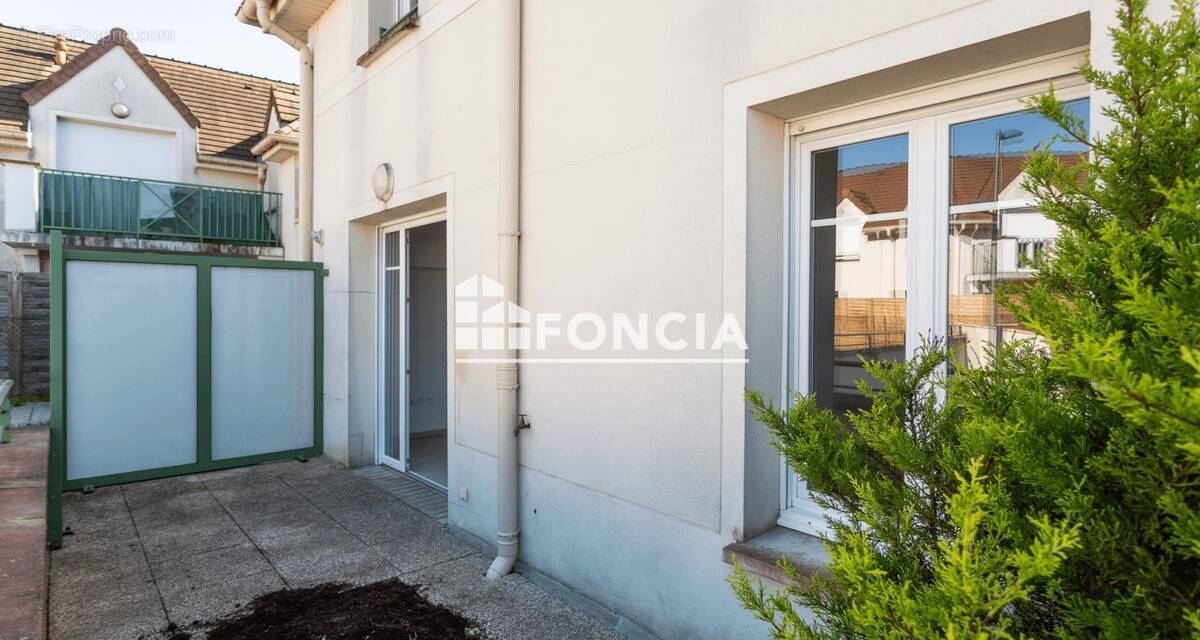 Appartement à PERSAN
