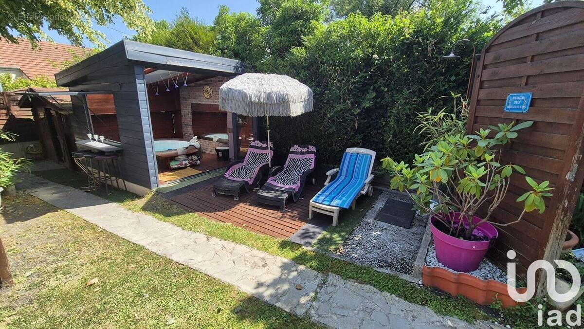 Photo 1 - Maison à NOISY-LE-SEC