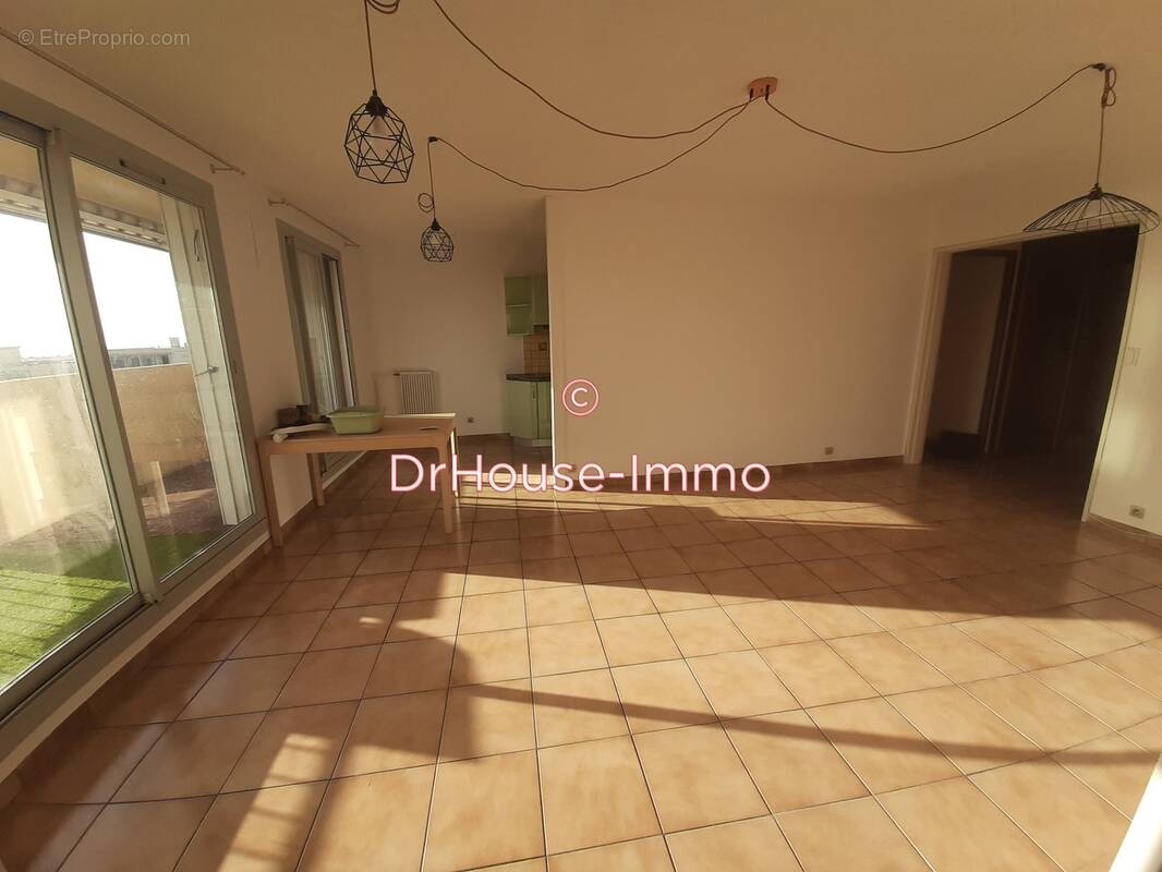 Appartement à VITROLLES