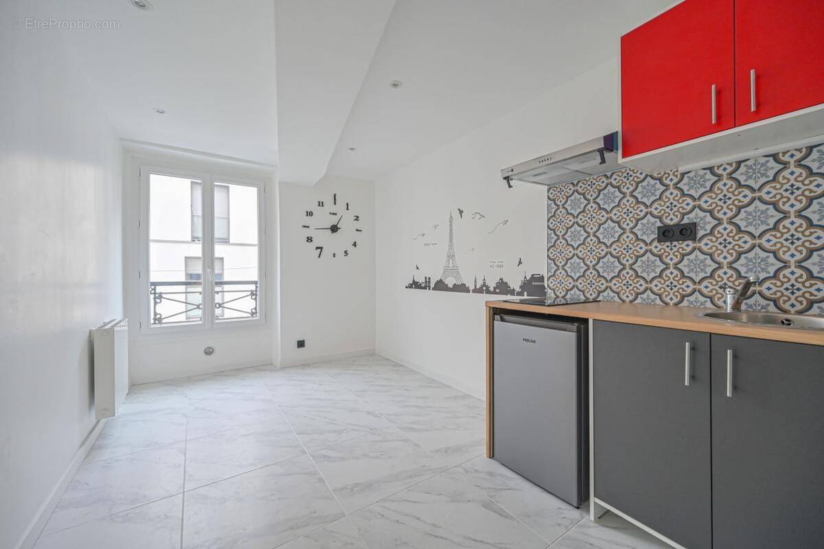 Appartement à PARIS-18E
