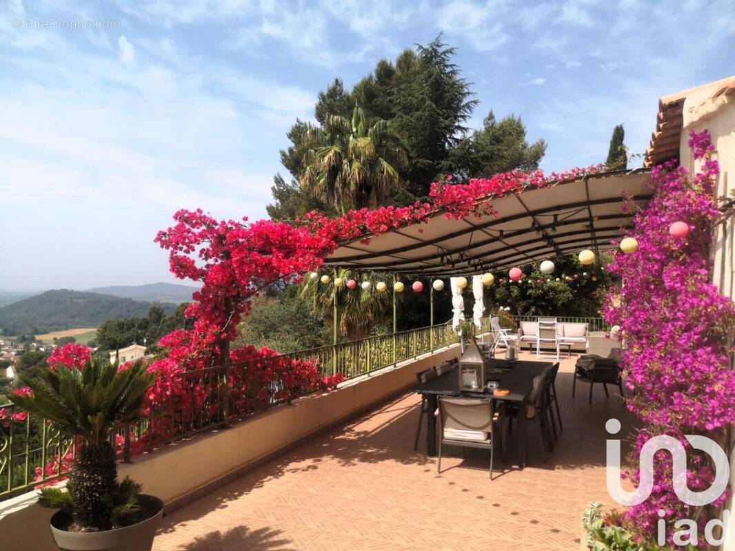 Photo 1 - Maison à PIERREFEU-DU-VAR