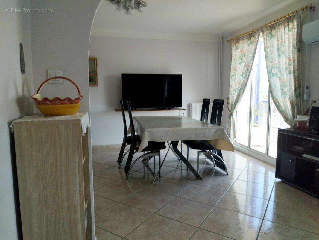 Appartement à PORT-DE-BOUC