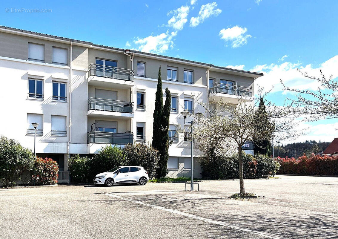 Appartement à LA VERPILLIERE