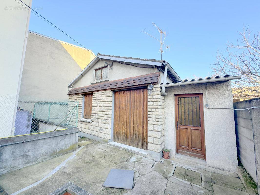 Maison à BOBIGNY