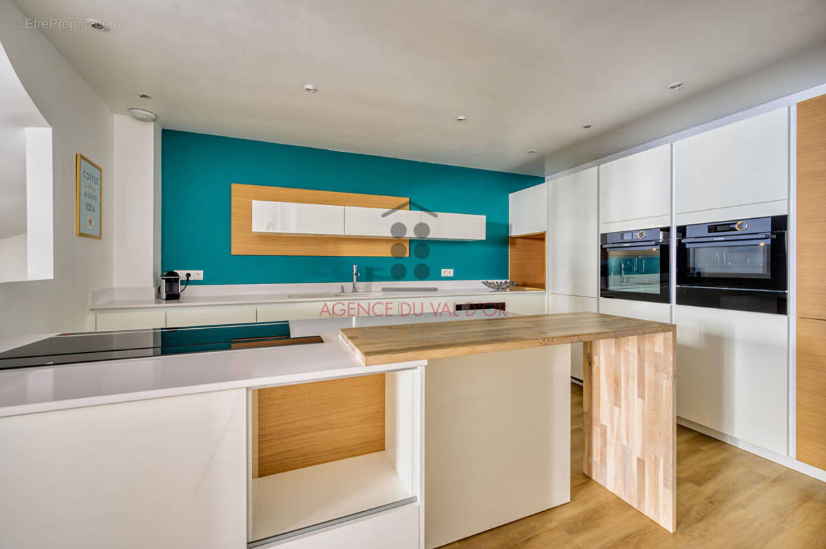 Appartement à BOUGIVAL