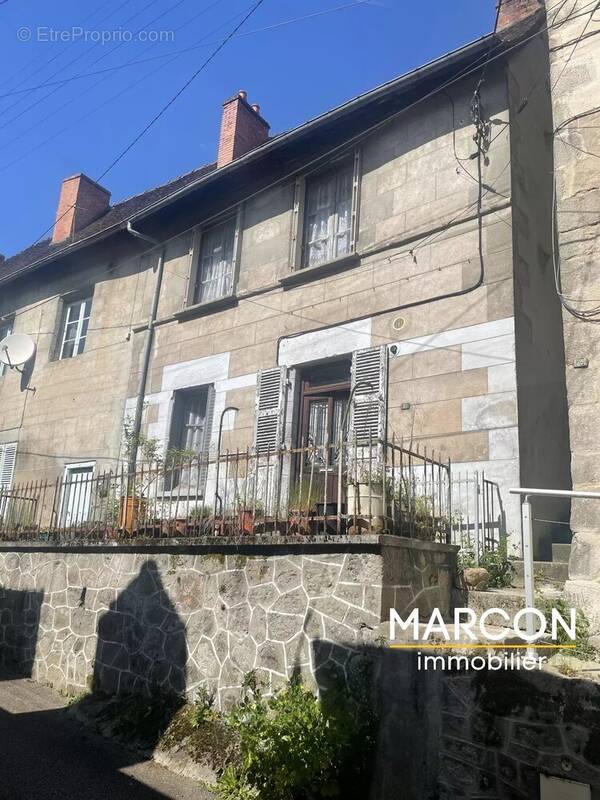 Maison à AUBUSSON
