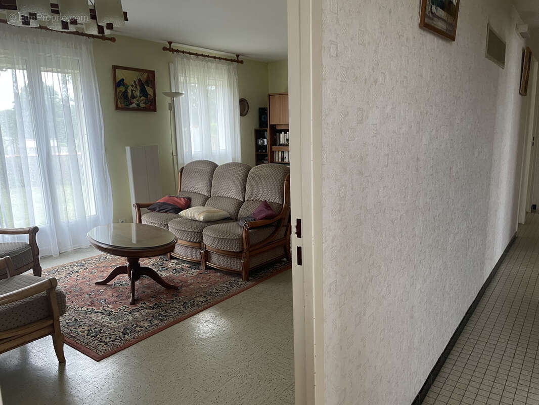 Maison à JAVREZAC