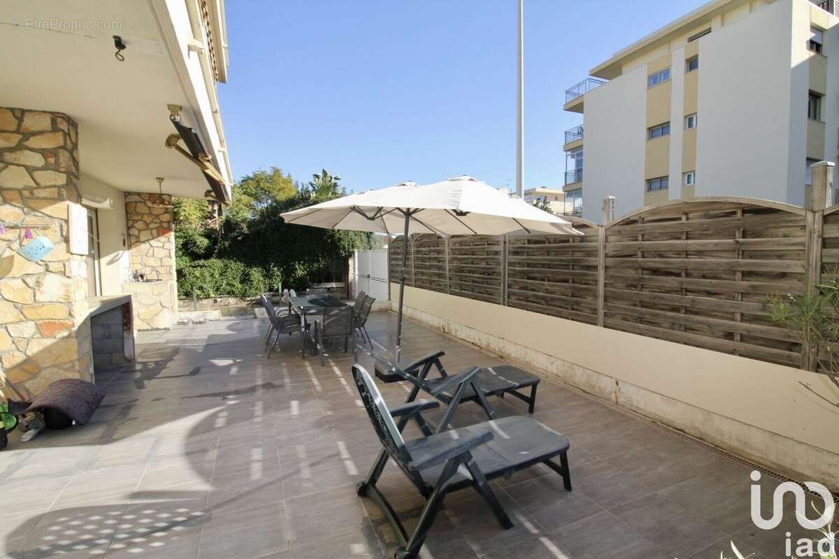 Photo 7 - Appartement à SAINT-LAURENT-DU-VAR