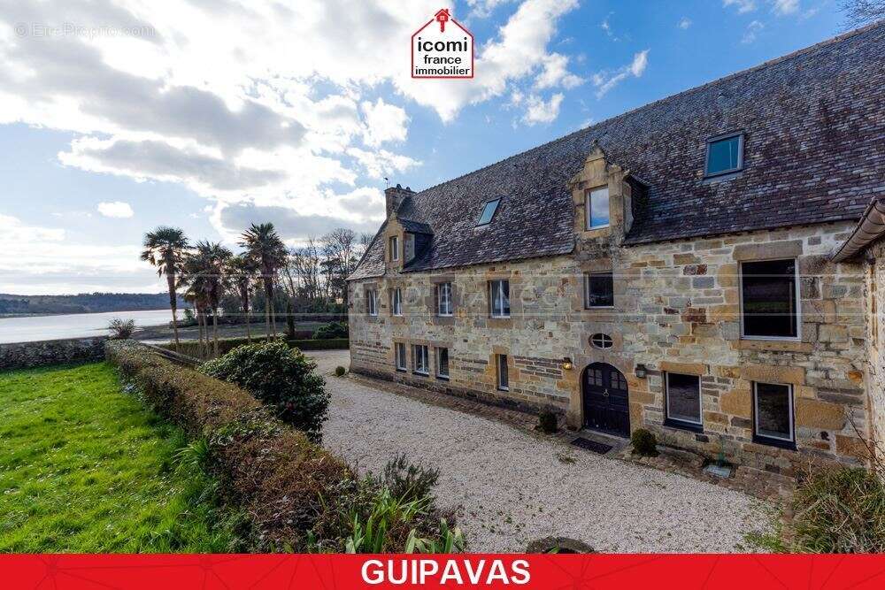 Maison à GUIPAVAS