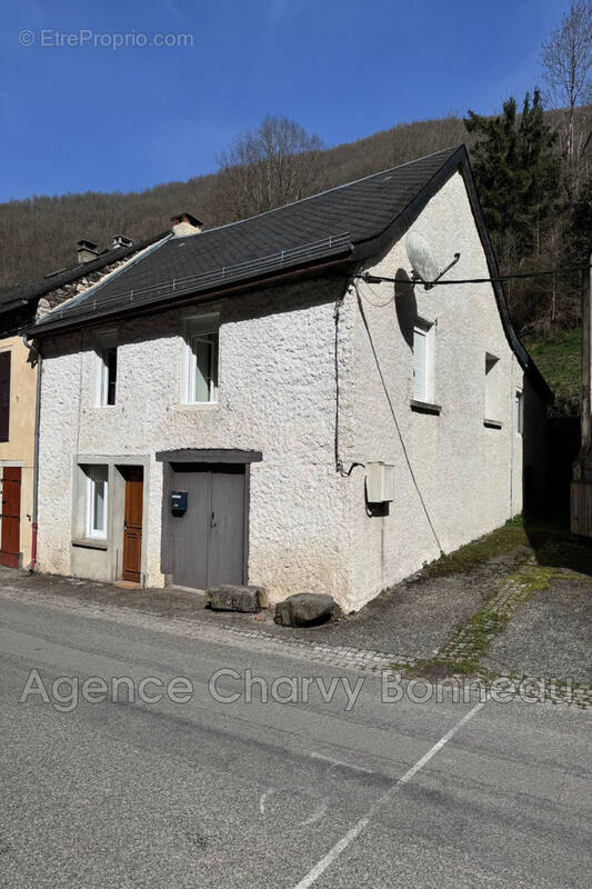 Maison à LE PORT