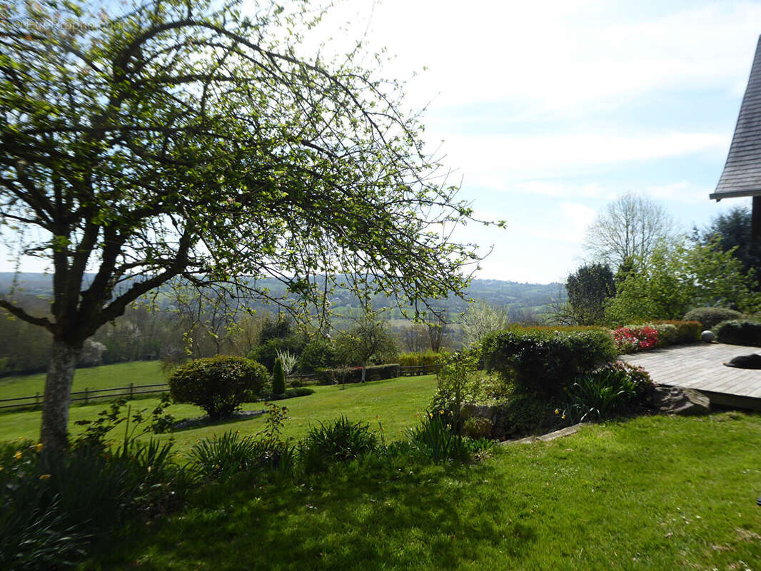 Maison à PONT-L&#039;EVEQUE