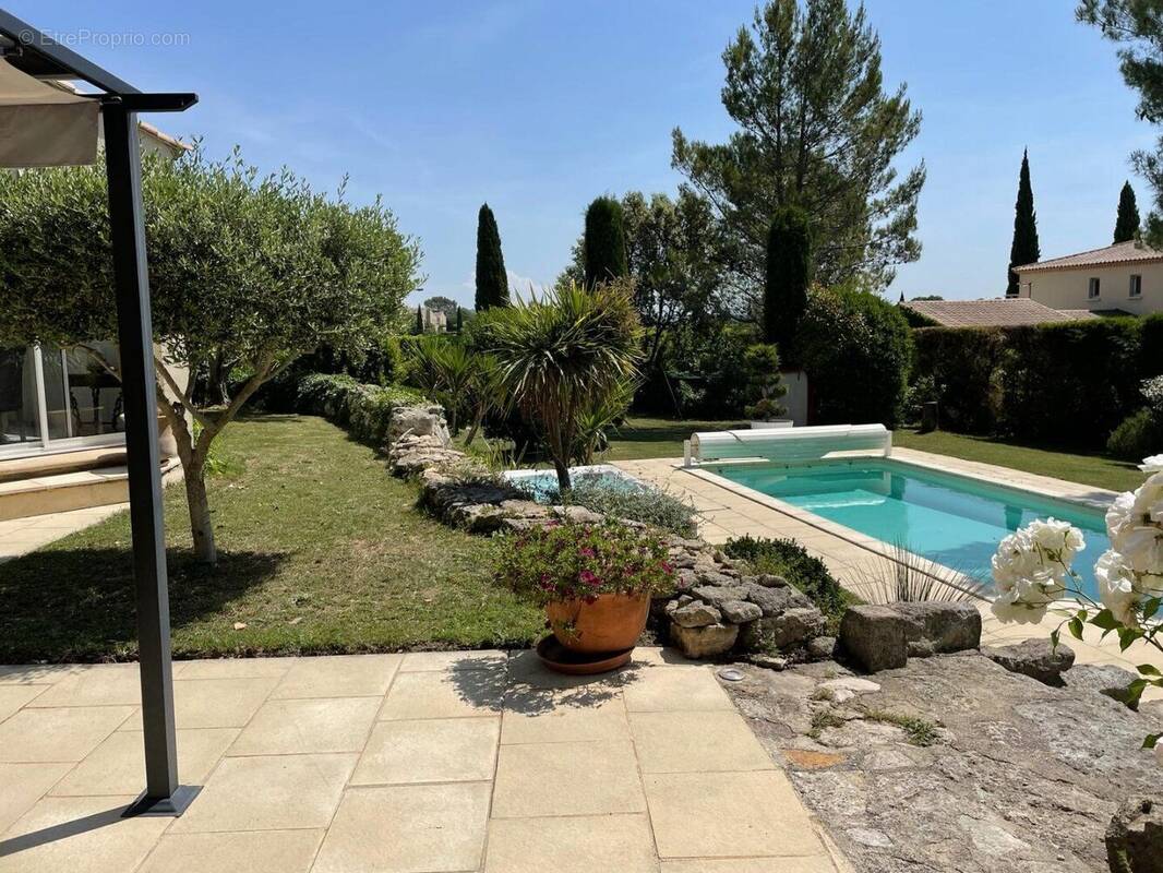 Photo 1 - Maison à UZES