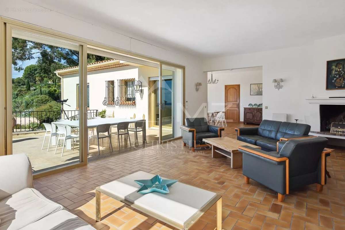 Maison à SAINT-RAPHAEL