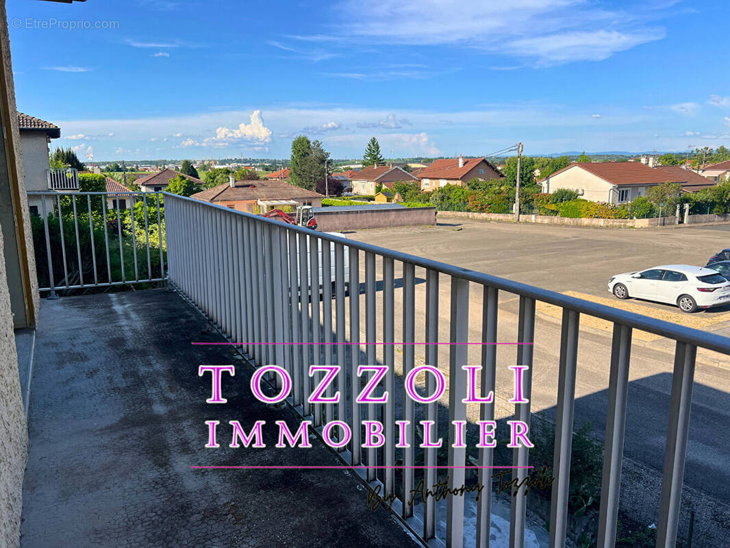 Appartement à SAINT-PIERRE-DE-CHANDIEU