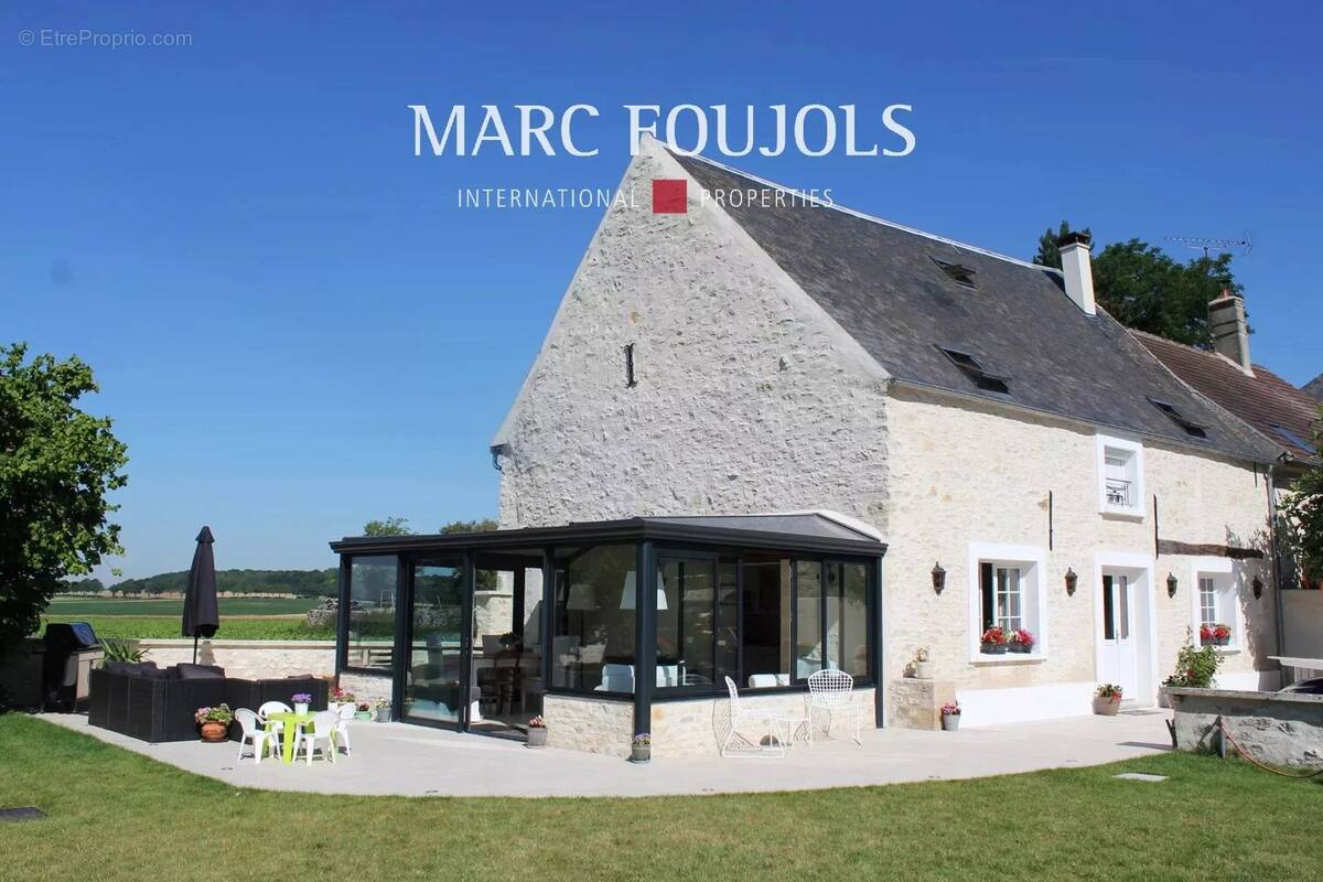 Maison à SENLIS