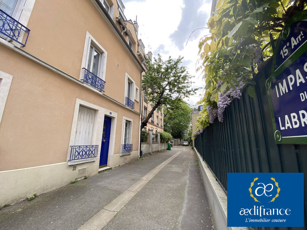 Appartement à PARIS-15E