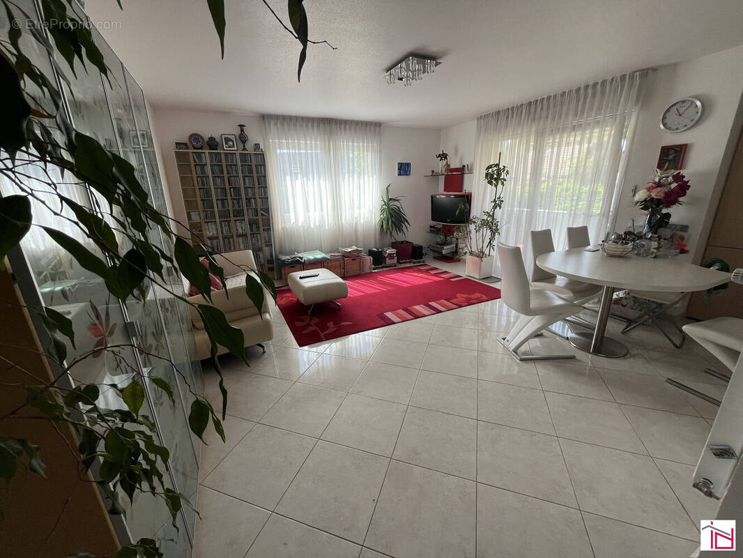 Appartement à HUNINGUE