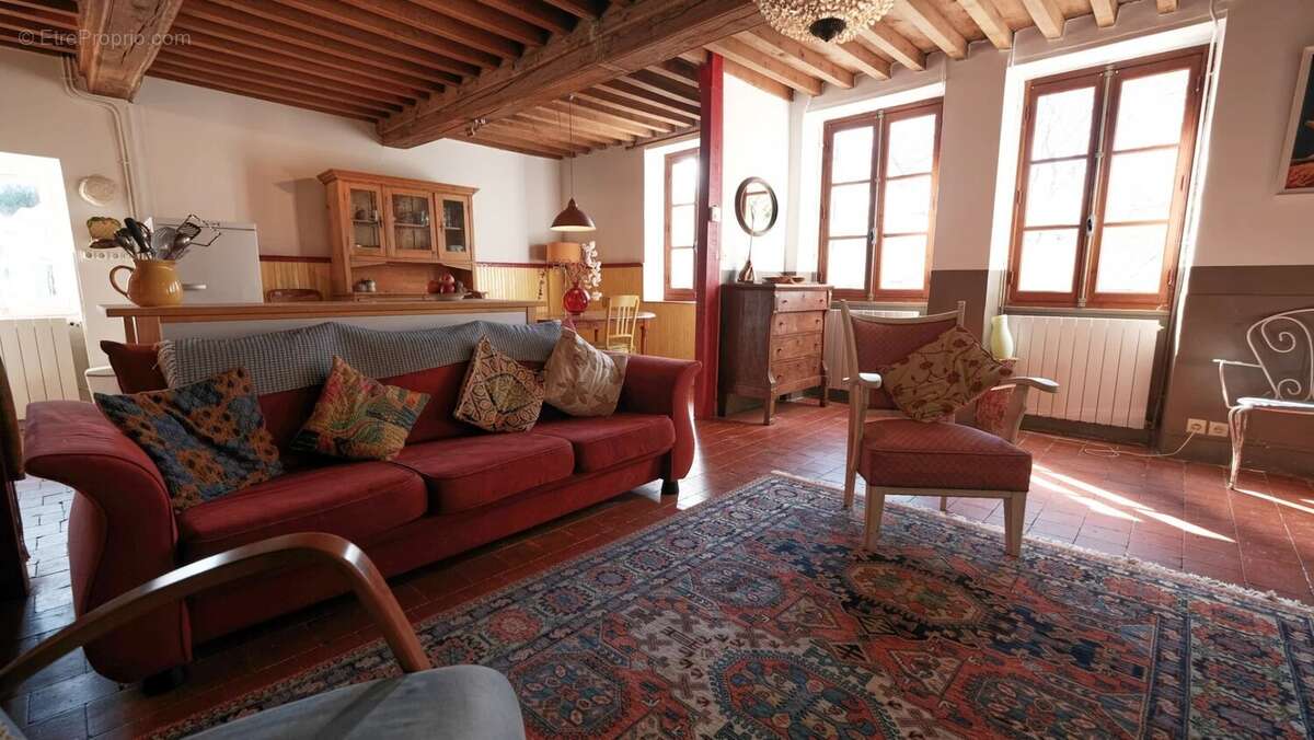 Maison à MONTSAUCHE-LES-SETTONS