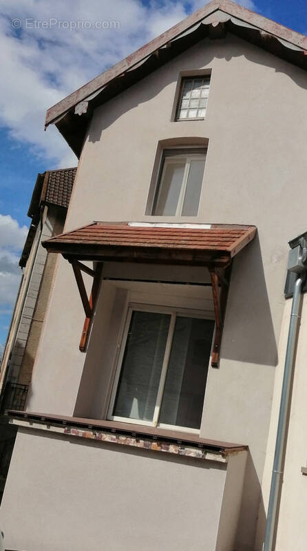 Maison à CLERVAL