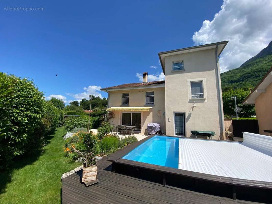 Maison à FONTANIL-CORNILLON