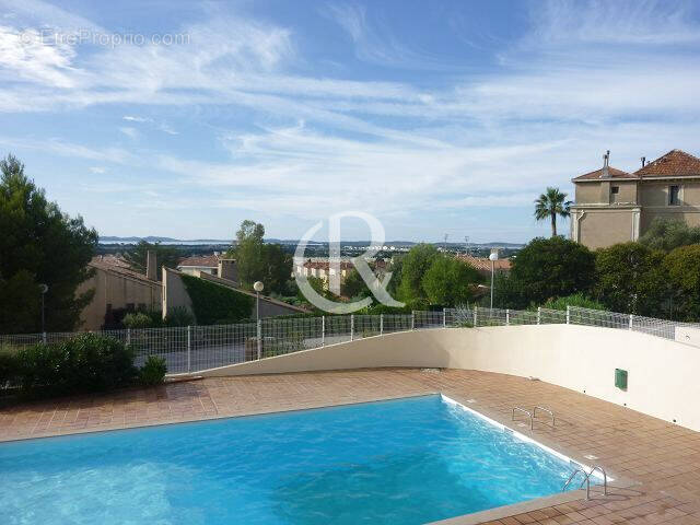 Appartement à HYERES
