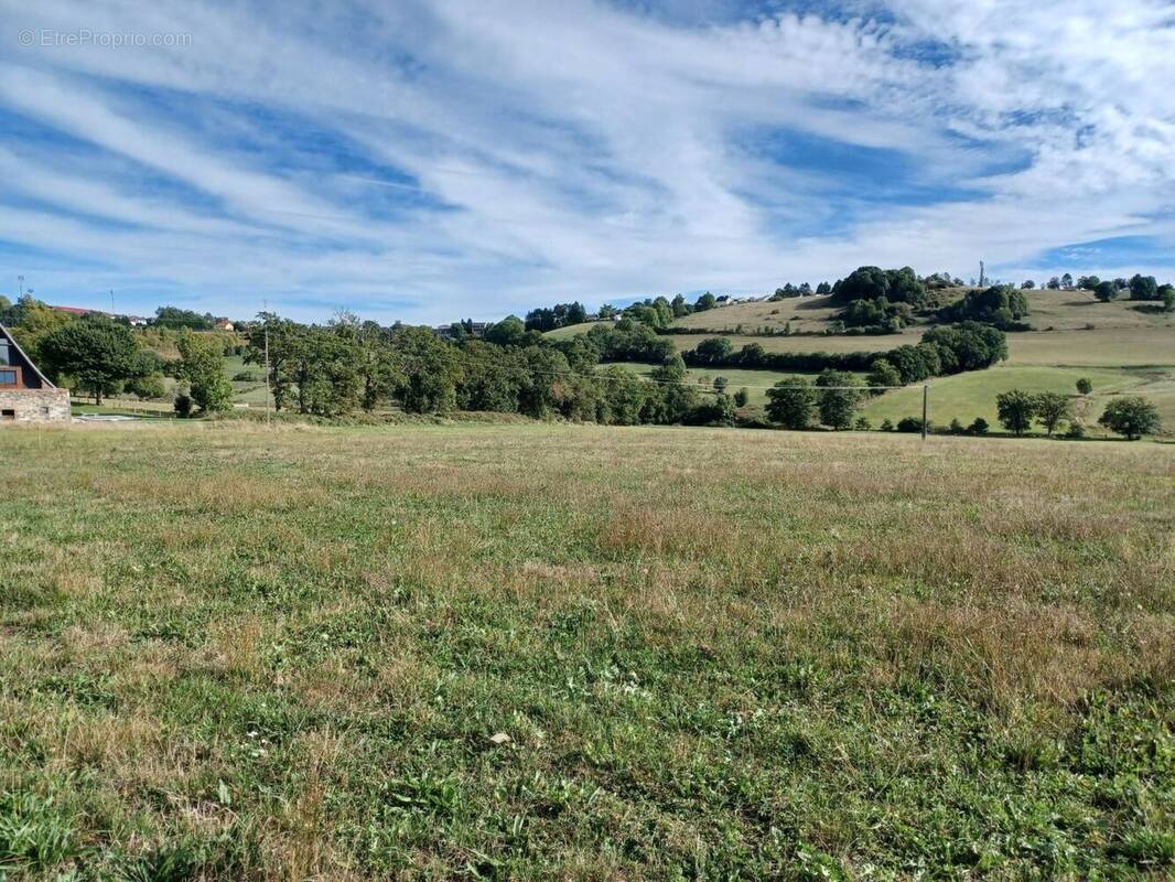 Terrain à AURILLAC
