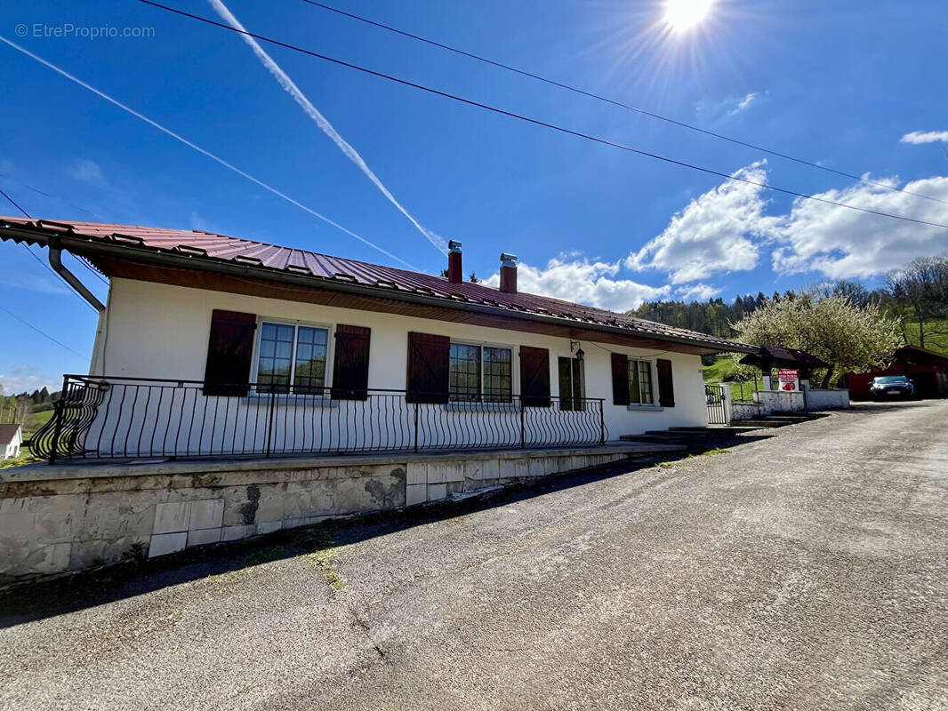 Maison à FONCINE-LE-HAUT