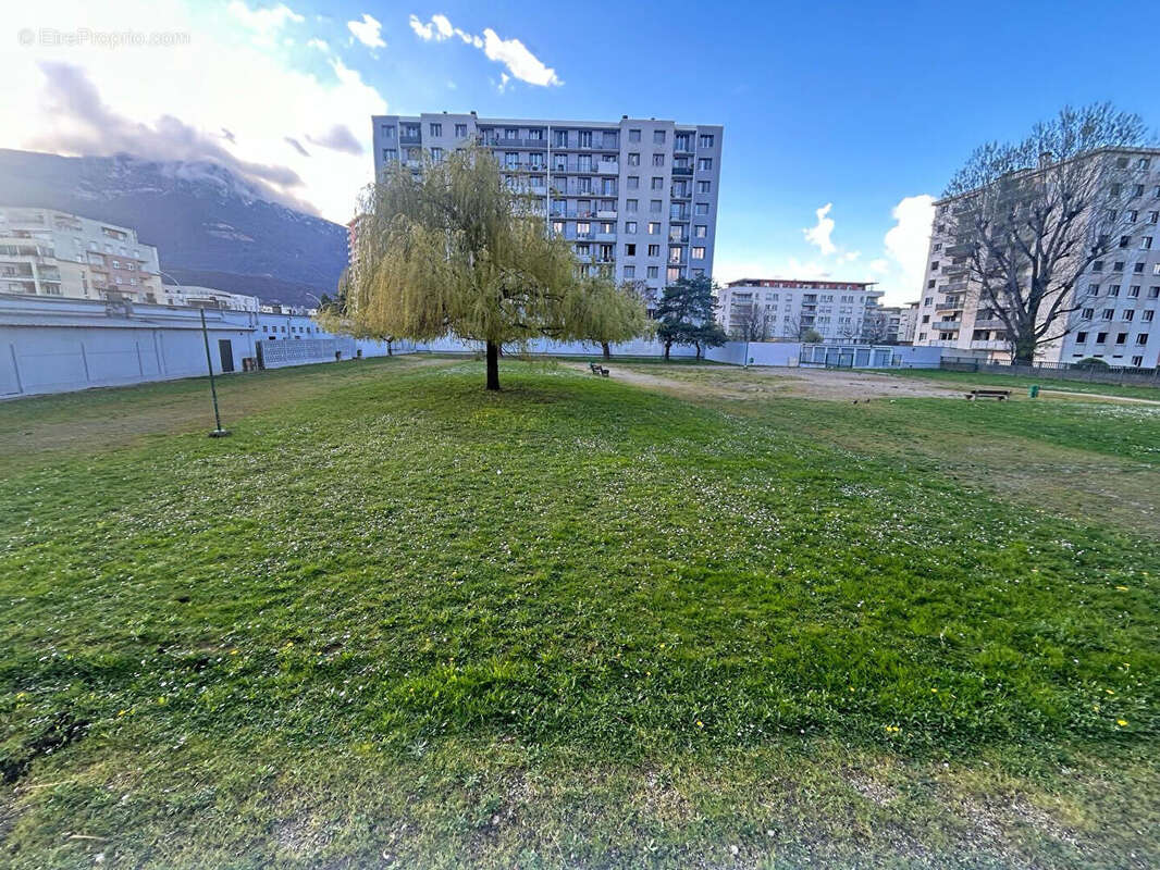 Appartement à ECHIROLLES