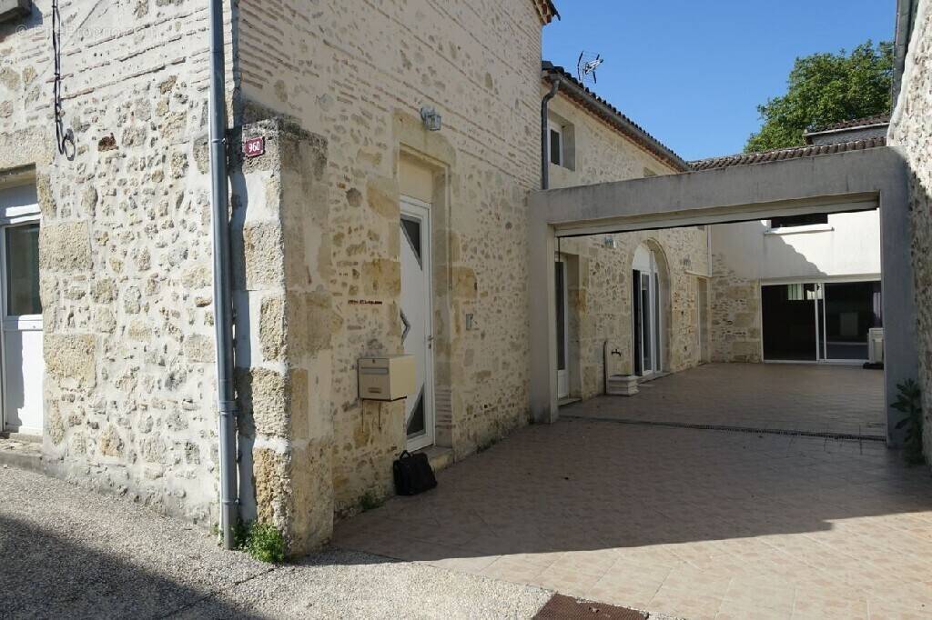 Maison à CASTELJALOUX