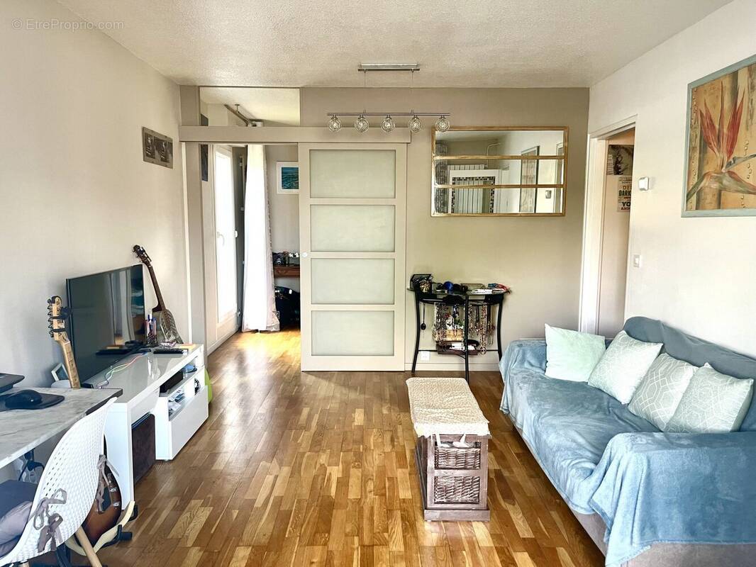 Appartement à LATTES