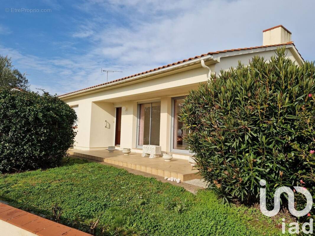 Photo 1 - Maison à MACHE