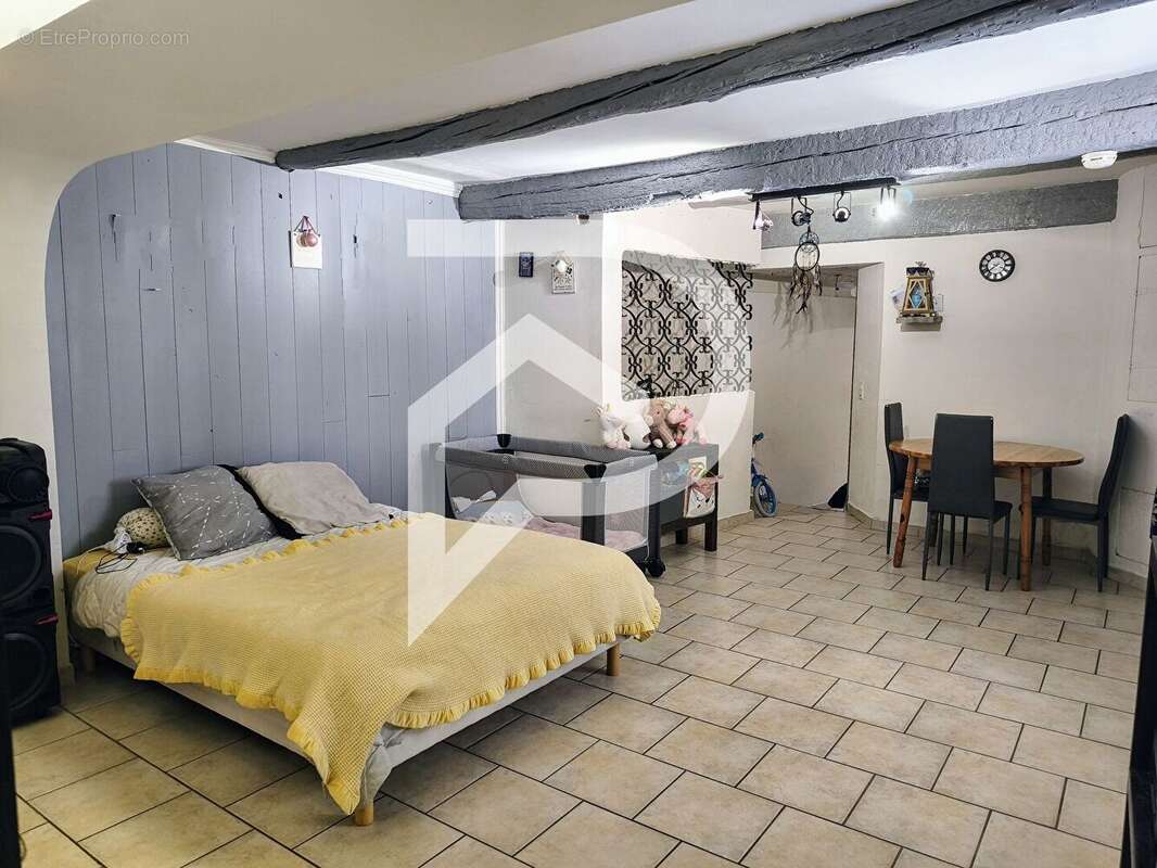 Appartement à PERTUIS