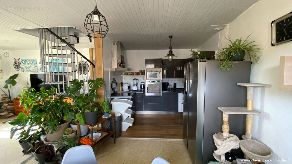 Appartement à VAISON-LA-ROMAINE