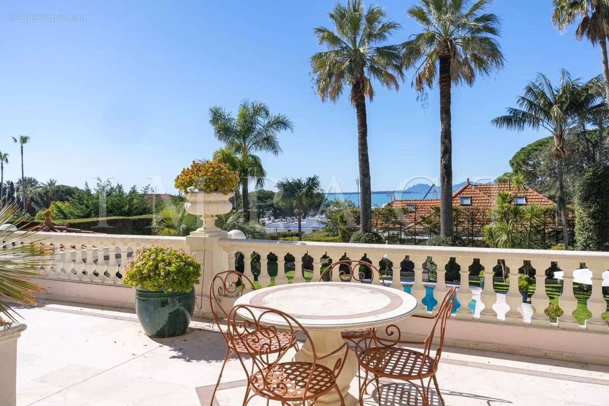 Maison à ANTIBES