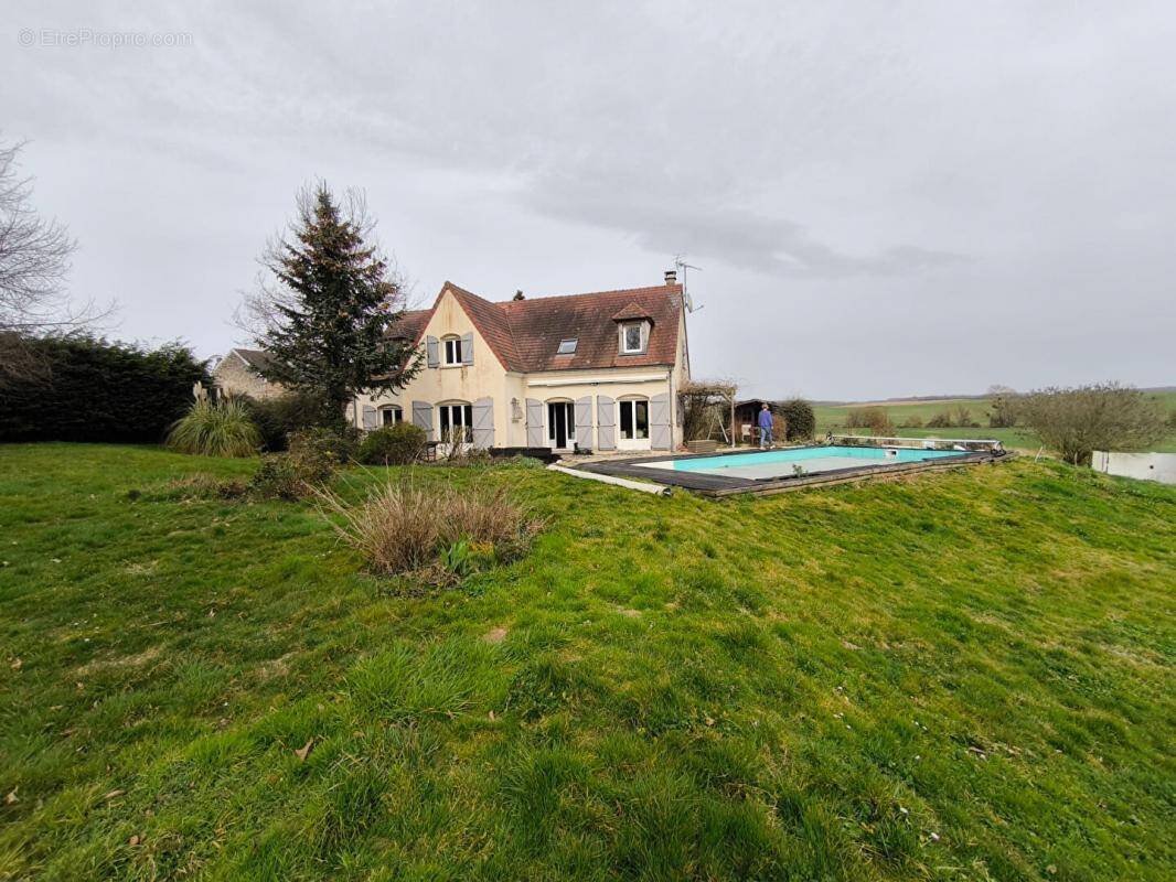 Maison à CHATEAU-THIERRY