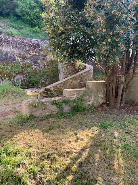 Maison à POCE-SUR-CISSE