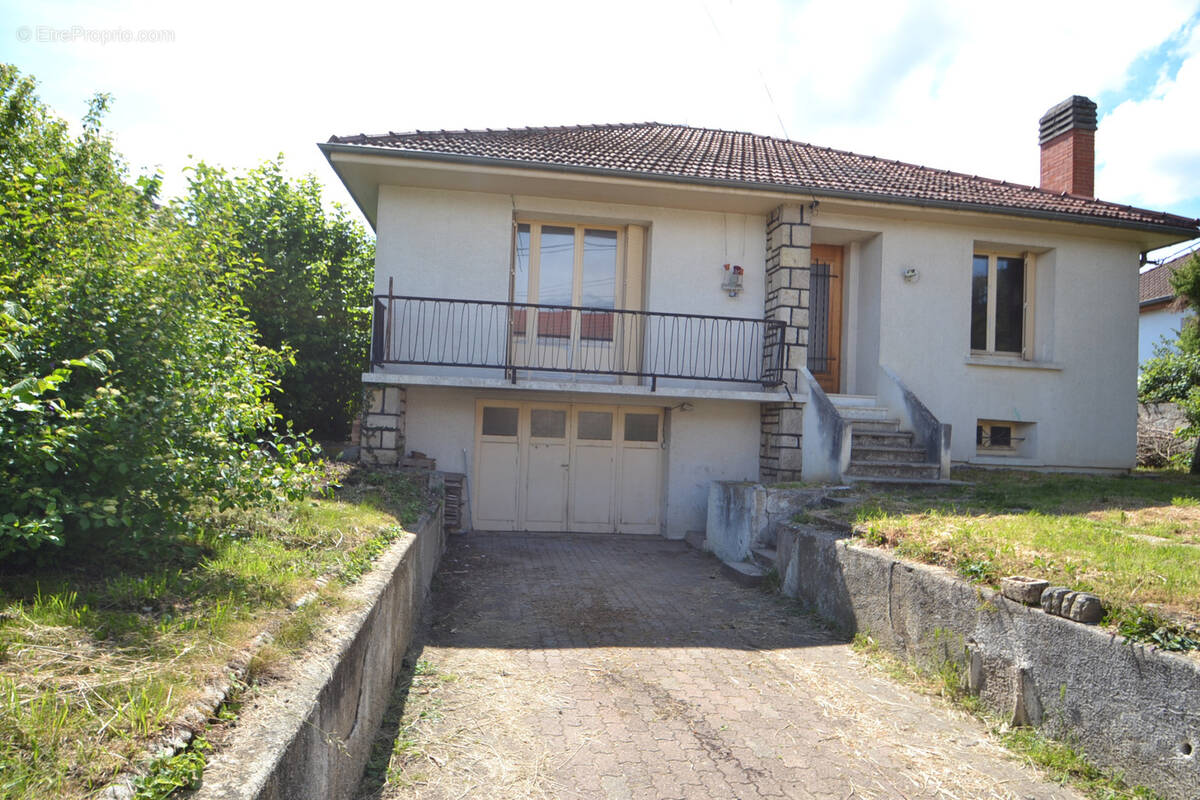 Maison à GANNAT