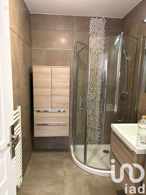 Photo 9 - Appartement à LYON-8E