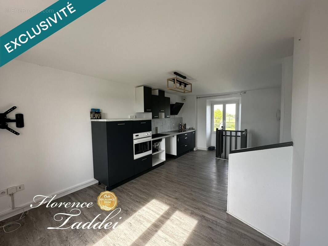 Photo 1 - Appartement à PECQUEUSE