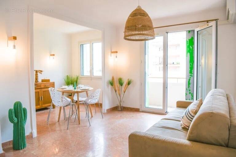 Appartement à MARSEILLE-7E