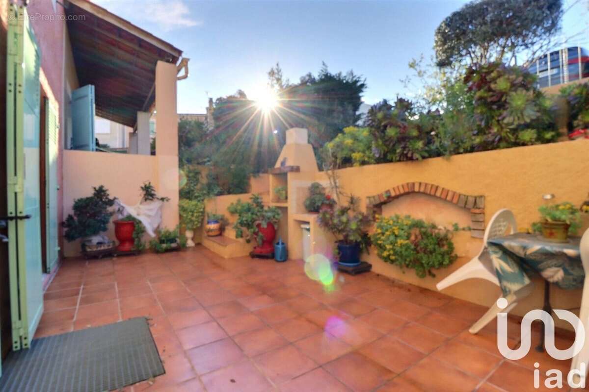 Photo 2 - Maison à ROQUEBRUNE-SUR-ARGENS