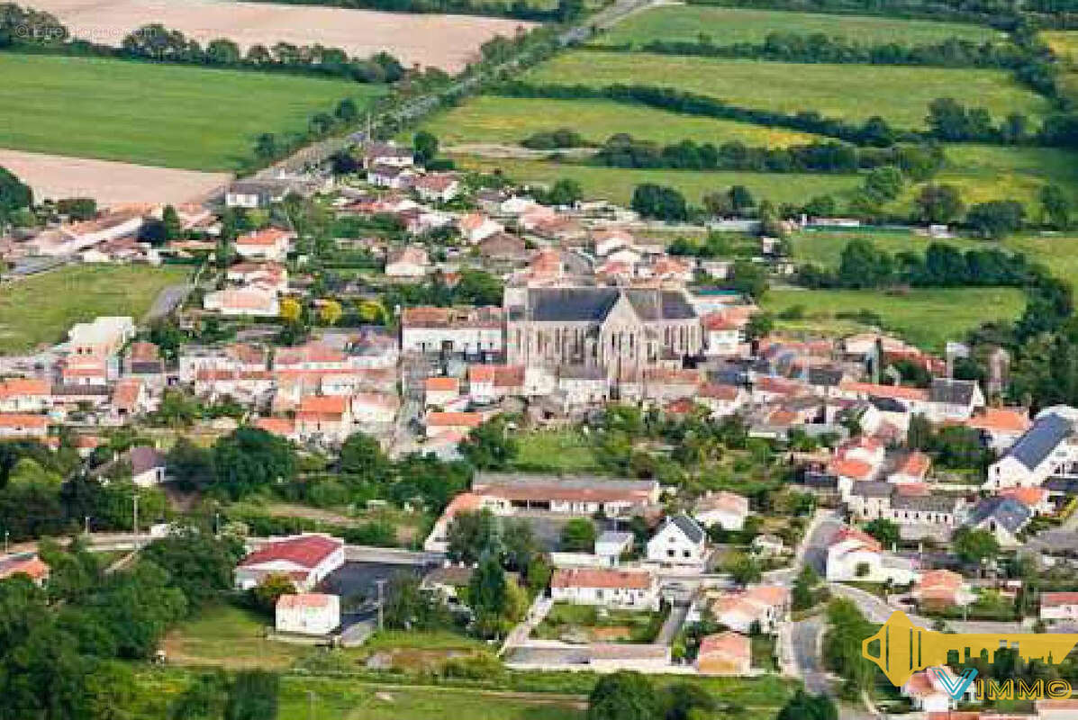Terrain à PAULX