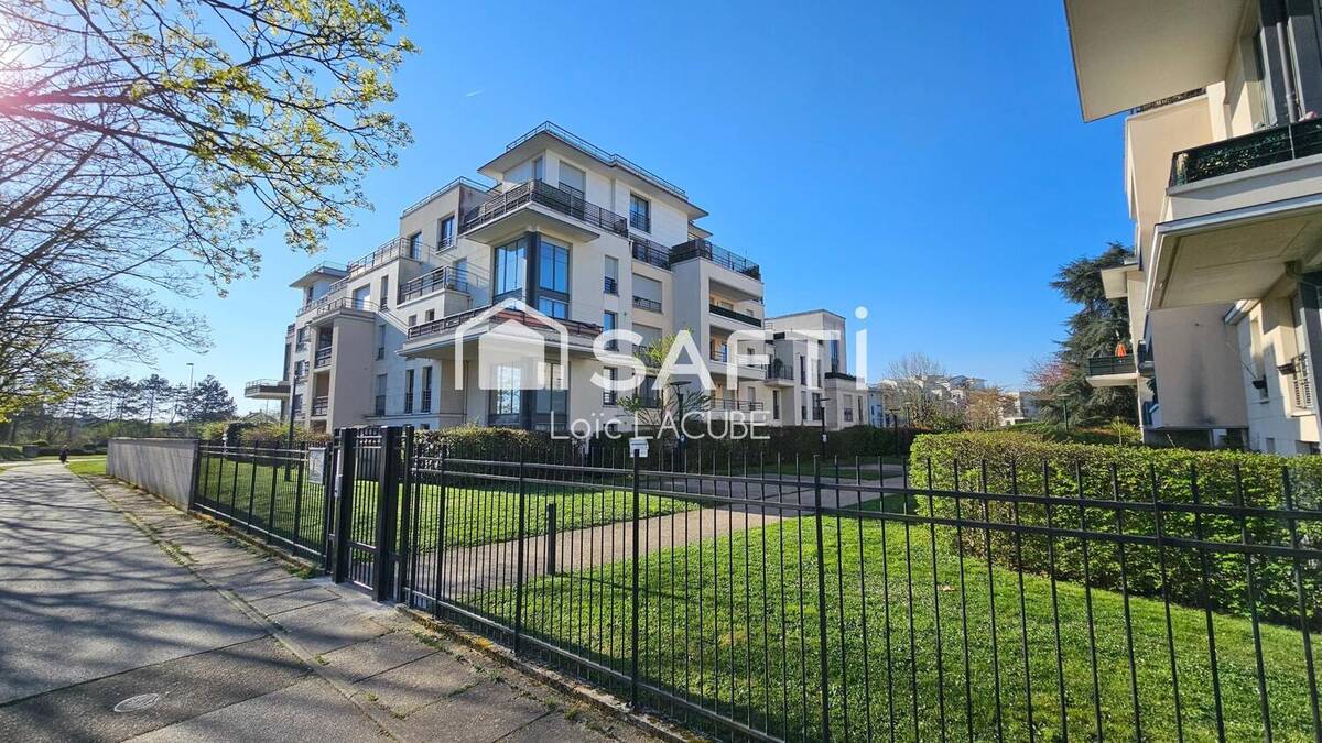 Photo 1 - Appartement à ELANCOURT