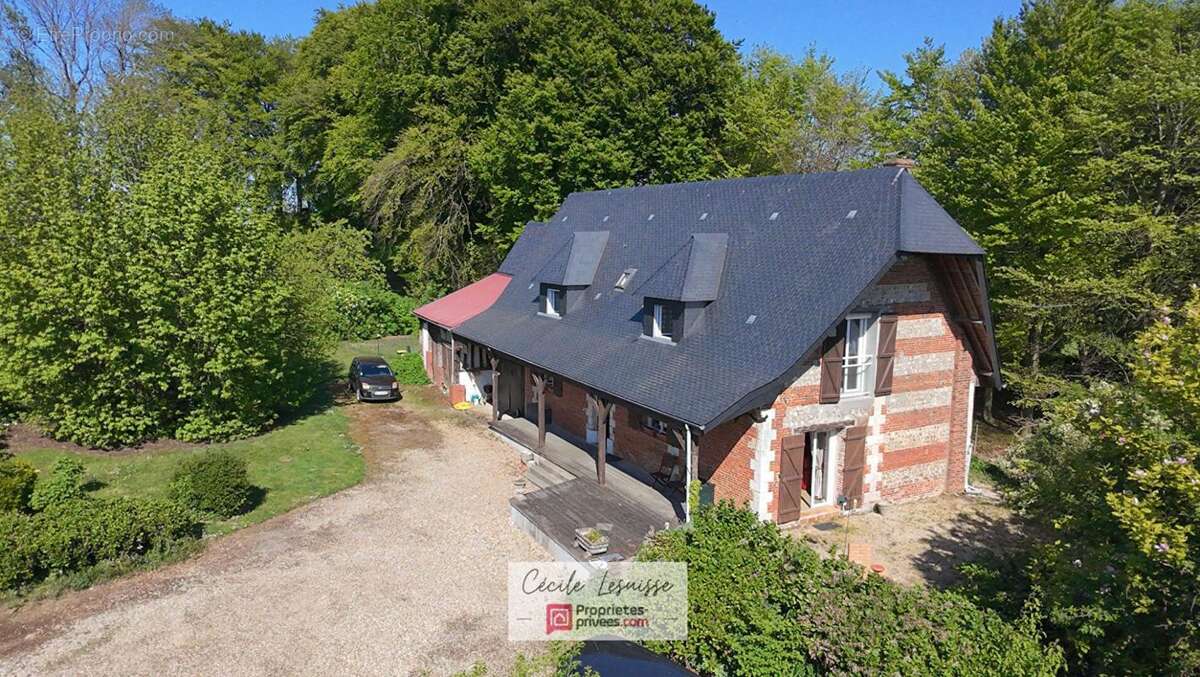 Maison à SAINT-ROMAIN-DE-COLBOSC