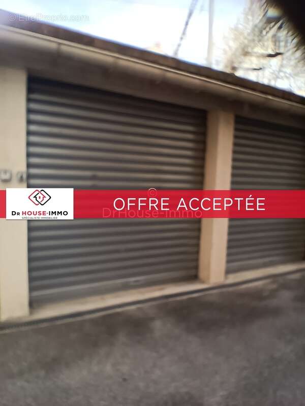 Parking à MARSEILLE-4E