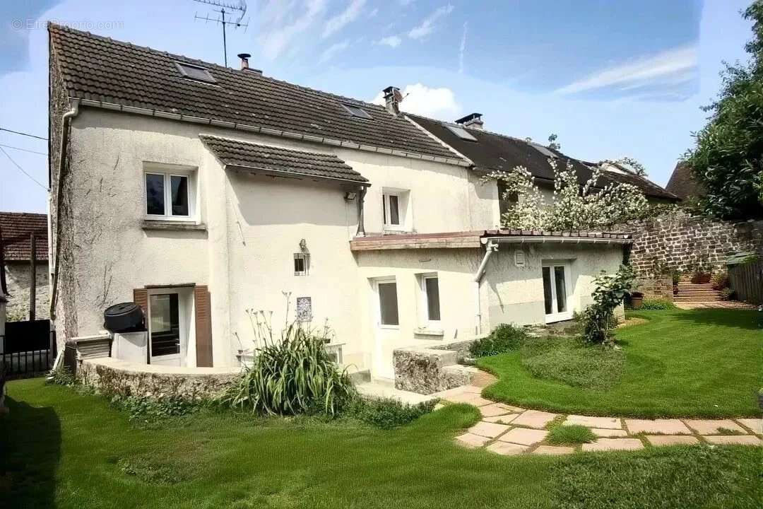 Maison à GUERARD