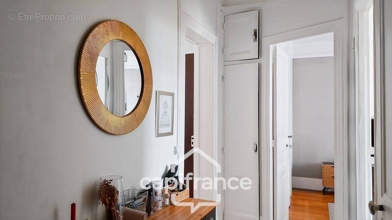 Appartement à SAINT-MAUR-DES-FOSSES