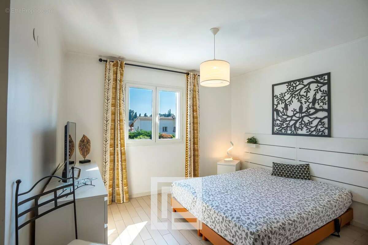 Maison à MOUGINS